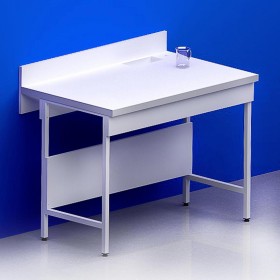 Paillasse humide avec dosseret piètement A plateau grès + rive avec bénitier à droite