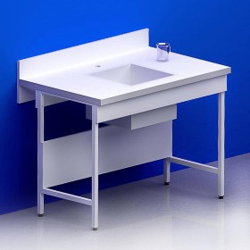 Paillasse humide avec dosseret piètement A plateau grès + rive avec cuve centrale